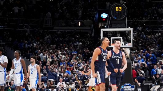 Illinois, Michigan Open as Final Four Favorites for Saturday’s Games