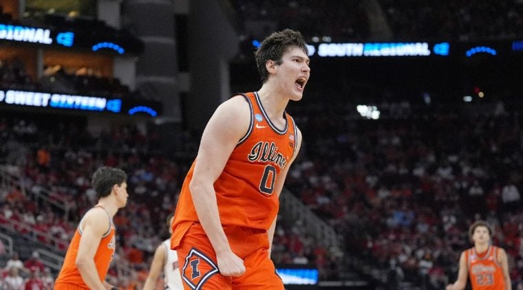 Iowa vs. Illinois Elite Eight Game Preview, Picks, Odds & Data