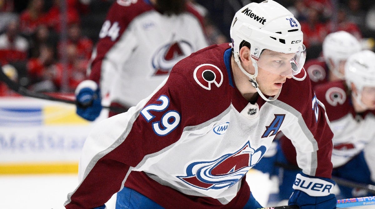 Nathan MacKinnon