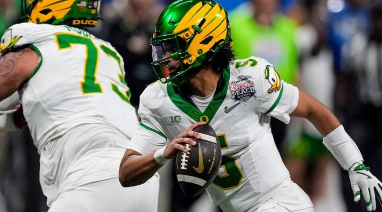 Oregon Ducks 2026 College Football Preview, Betting Odds, Picks & Predictions