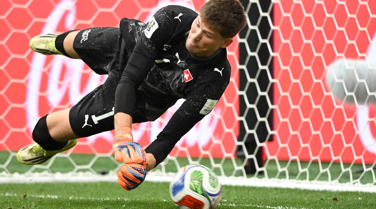Gregor Kobel