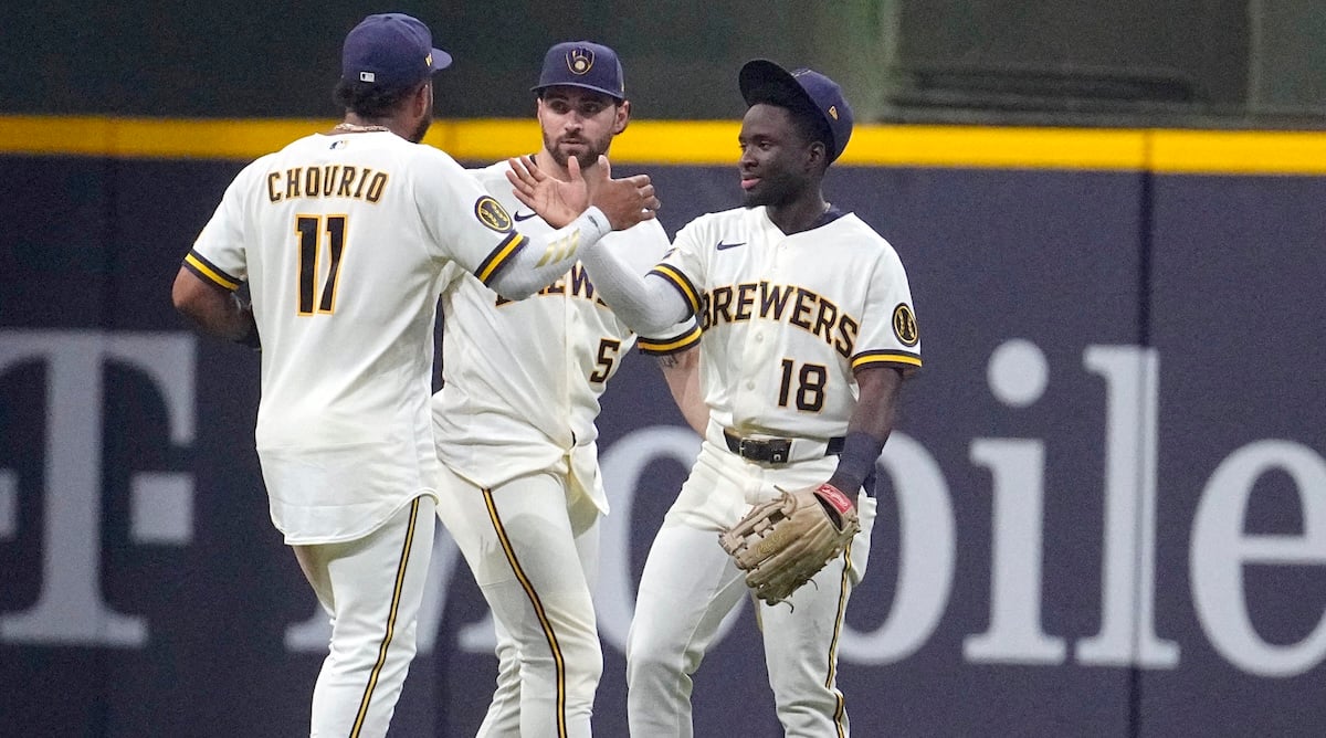Brewers vs. Pirates