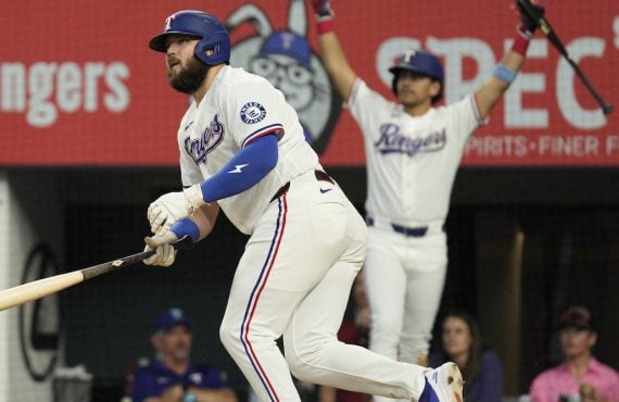 MLB Home Run Predictions, Picks, Props, Odds: Burger in Paradise Against Lefties