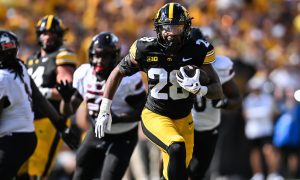 Kamari Moulton