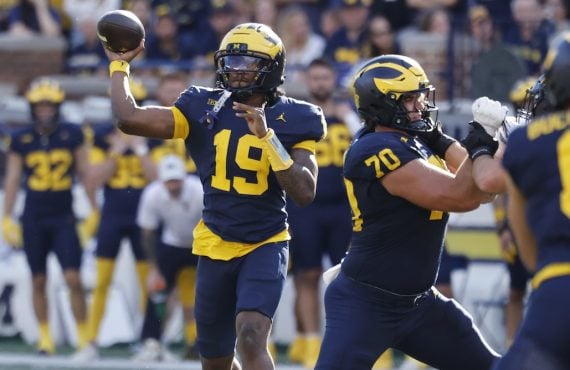 Penn State-Michigan Picks, Predictions & Odds: College Football Week 7