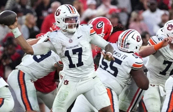 LSU-Auburn Picks, Predictions & Odds: College Football Week 8
